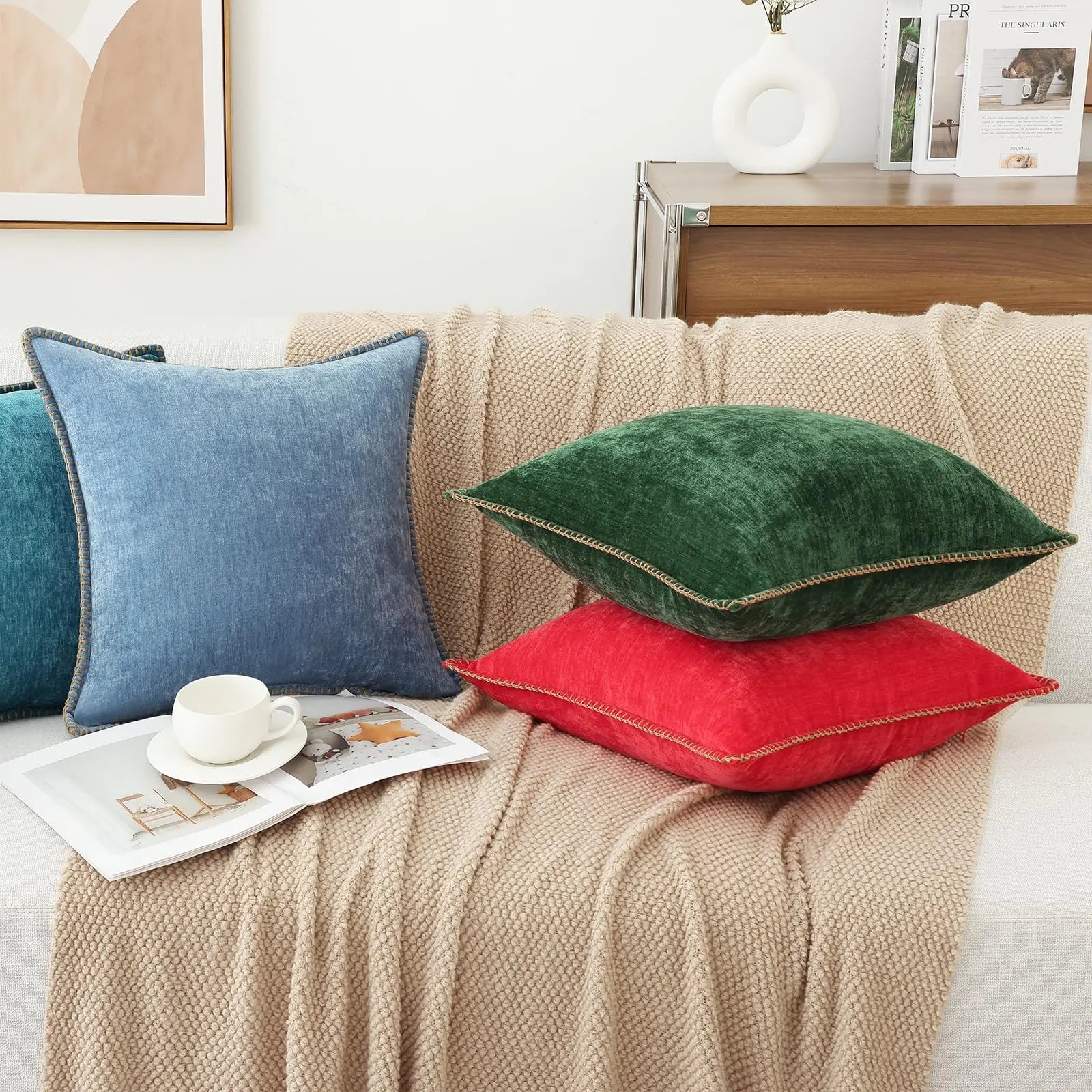 Kitinjoy Chenille Soft Throw Pillow Covers 18x18 – Set of 2 Velvet‑Look Cushion Covers with Stitched Edge for Sofa, Couch and Bed