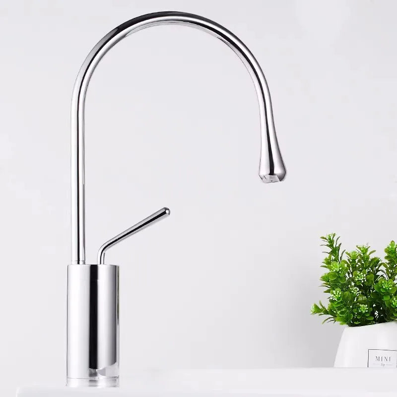 Matte Black Pull-Out Kitchen Faucet – 360° Swivel Mixer Tap with Stream Sprayer | Single Handle Hot & Cold Deck-Mounted Basin Faucet | Ceramic Valve