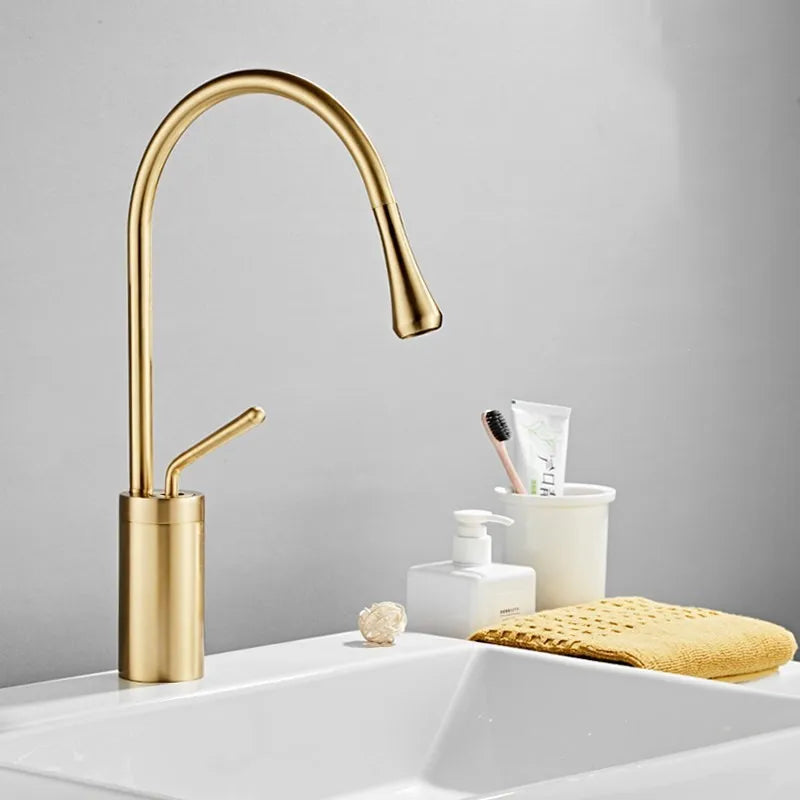 Matte Black Pull-Out Kitchen Faucet – 360° Swivel Mixer Tap with Stream Sprayer | Single Handle Hot & Cold Deck-Mounted Basin Faucet | Ceramic Valve