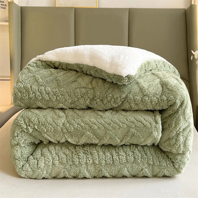 Super Thick Winter Warm Blanket – Artificial Lamb Cashmere Weighted Quilt for Bed, Soft Coral Fleece, 2–5 kg